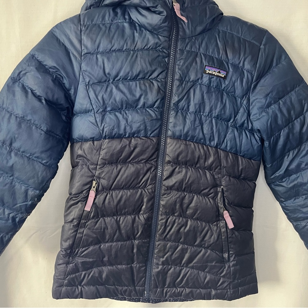 Patagonia girls down sweater hoodie size 10 Medium